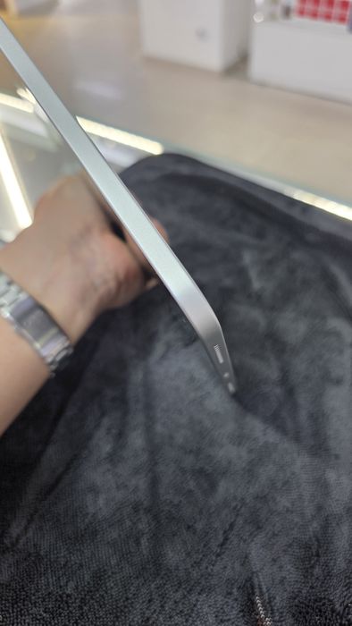 iPad A16(128гб,акб 100%)