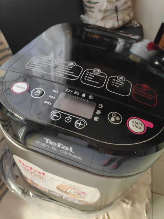 Хлебопекарна Tefal