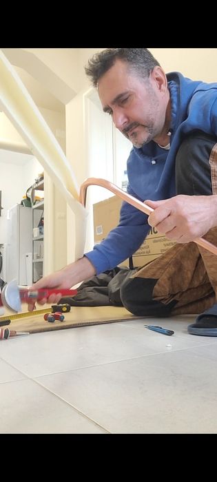 Montaj, reparatii, incarcare cu freon, igenizare Aer Conditionat.