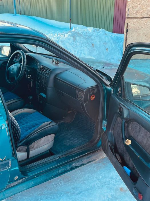 Продам Опель Вектра А