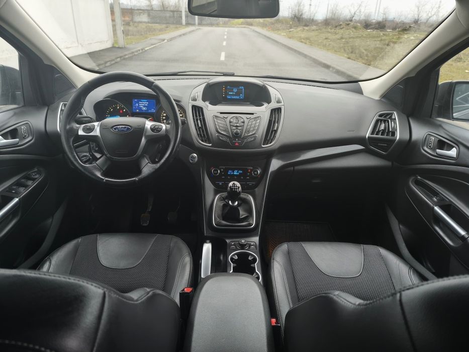 Ford KUGA 2.0 Diesel 163 cp**4x4**Recent Adusa