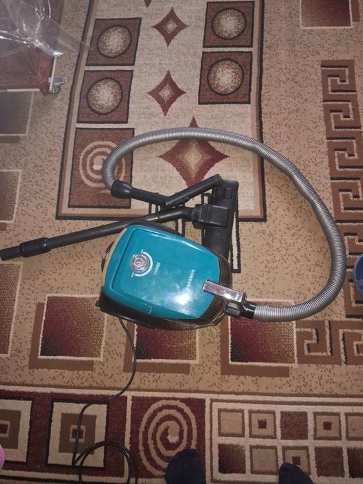 Пылисос самсунг.