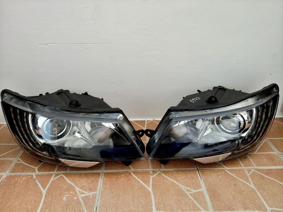 Set Far Faruri bi xenon adaptiv+led Skoda Superb 2