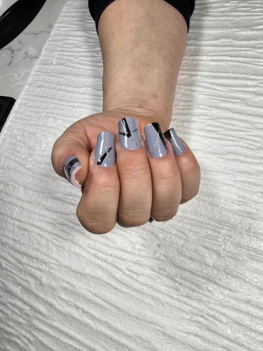 Unghii cu gel si oje semipermanenta