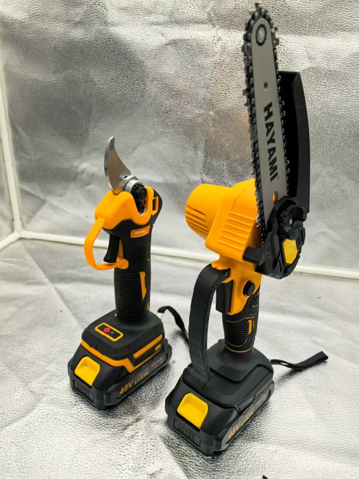 Set mini fierastrau lanț si foarfeca electrica Hayami 499 lei