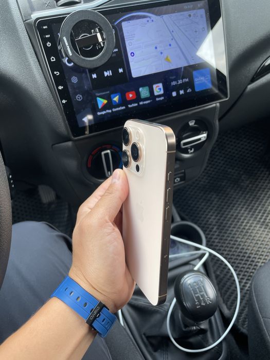 Продам iPhone 16 pro в отличном состояний