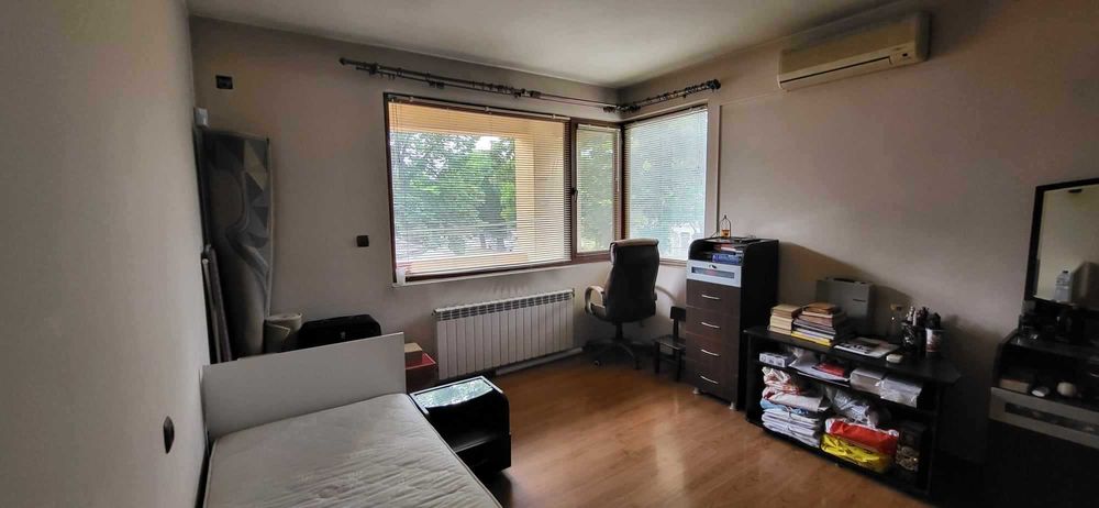 Етаж от къща, гр.Попово