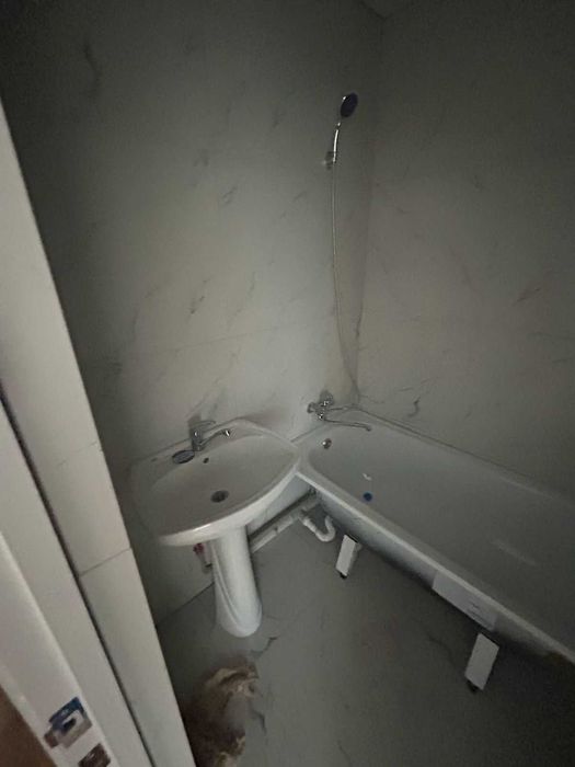 продам 2к ком кв