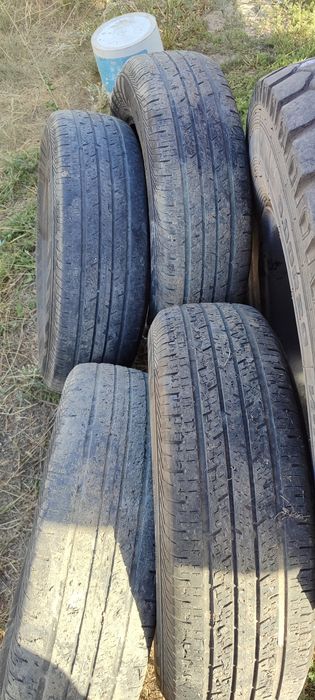 Продам комплект шины
