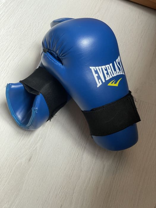 Перчатки для Тхэквандр Everlast