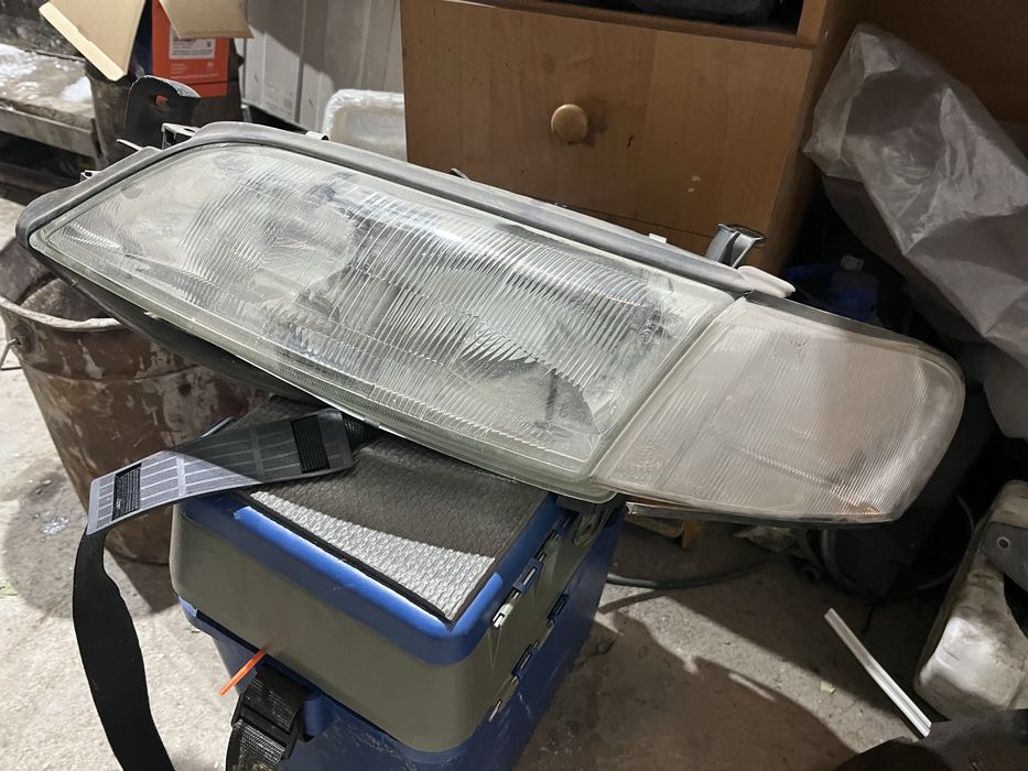 Камри 20 фар сол жагы оригинал