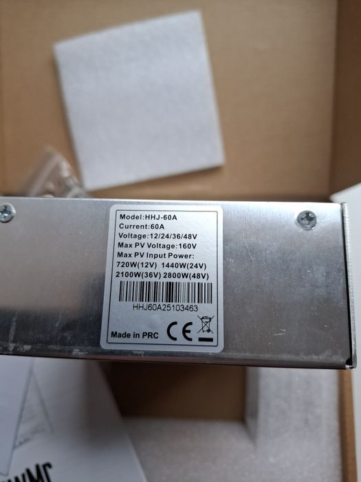 Vînd controler solare 12-24-36-48v/60A