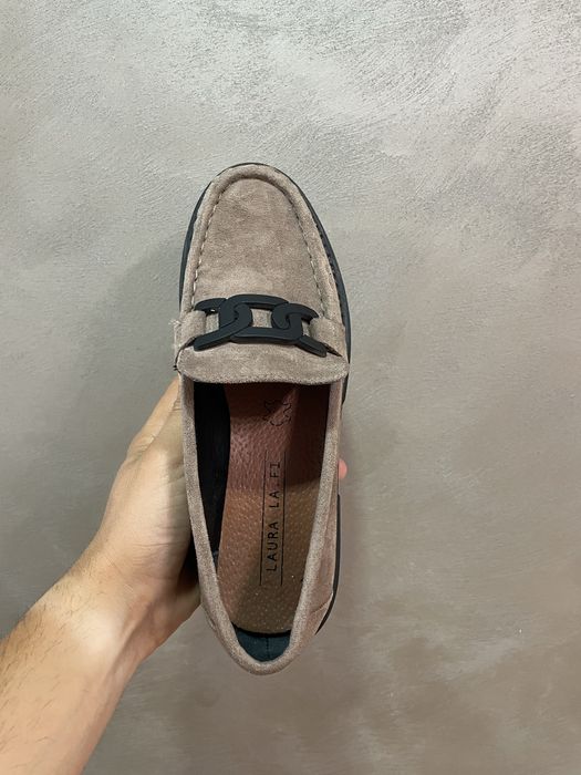 Дамски мокасини.