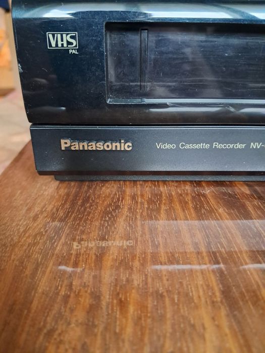 Видео Panasonic G40