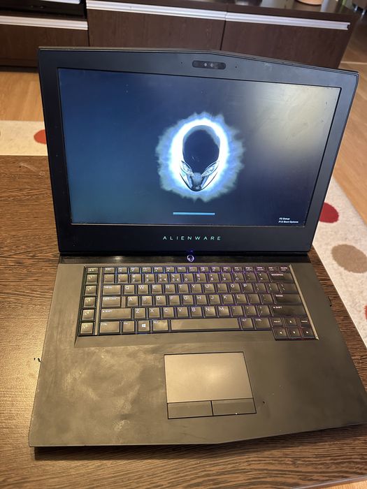 Laptop dell alienware r3