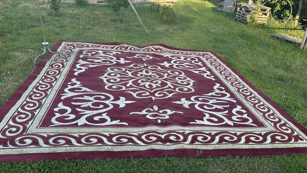 Продам ковёр хорошем состоянии