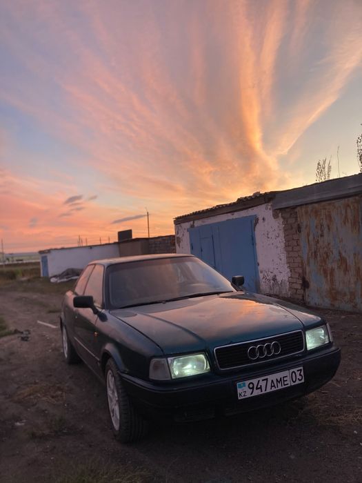 Продам Ауди 80 б4