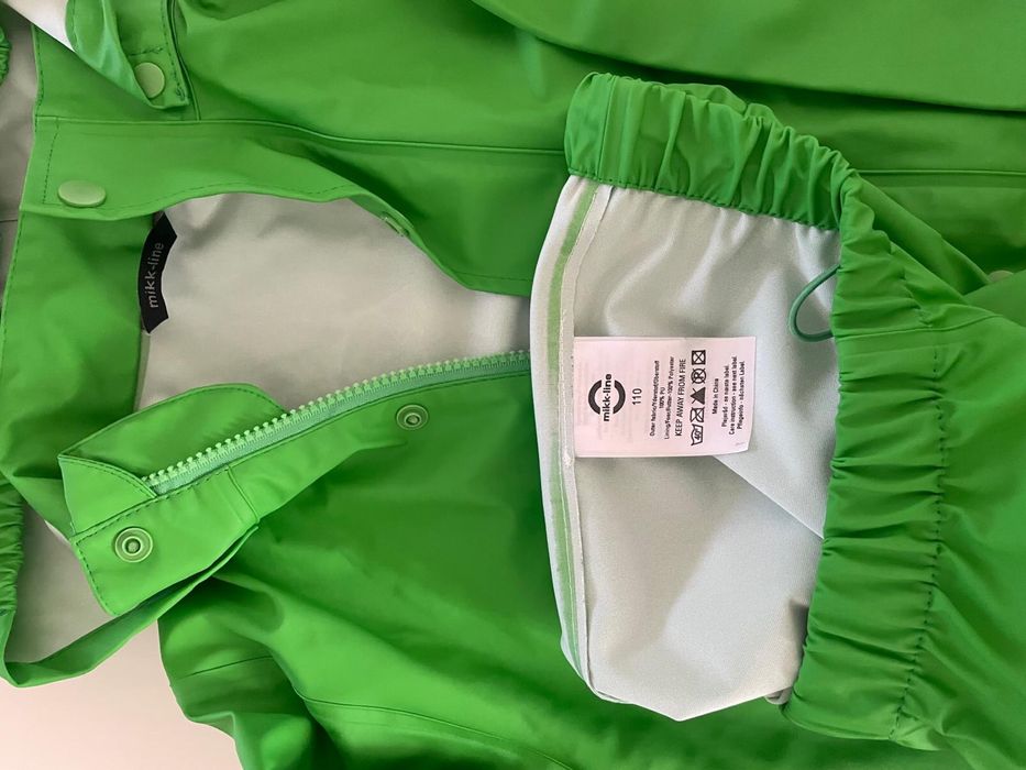 Costum impermeabil mar 110