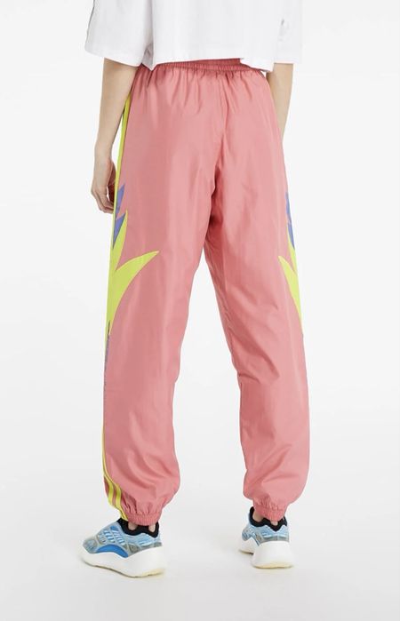 Дамско долнище ADIDAS ORIGINALS . Размер S