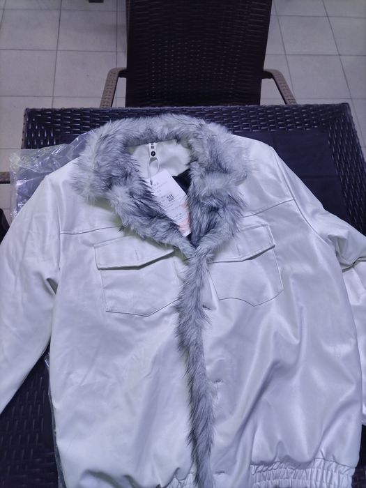 Продам зимнюю куртку