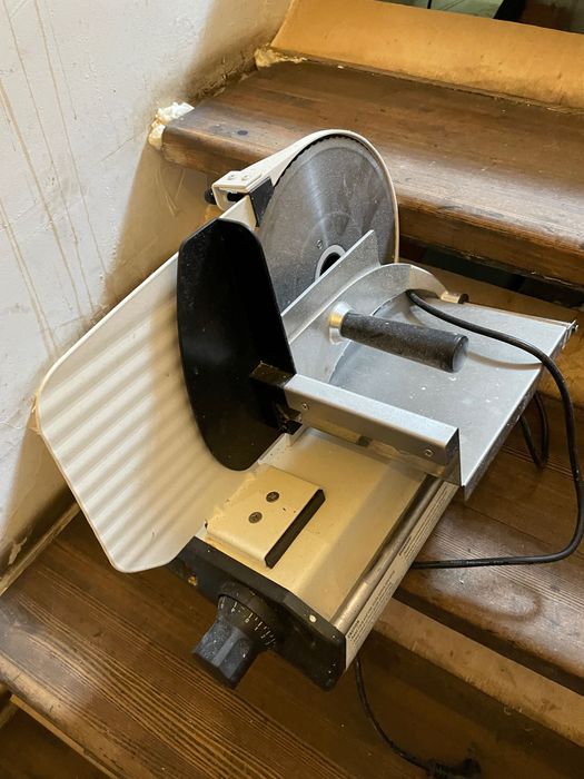 Слайсер Viatto б/у, рабочий