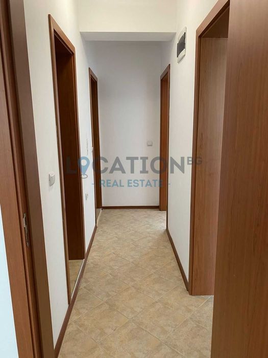 Продава се Тристаен апартамент в с. Божурец, Област Добрич - 120 кв.м за 409 €/кв.м - Снимка #6