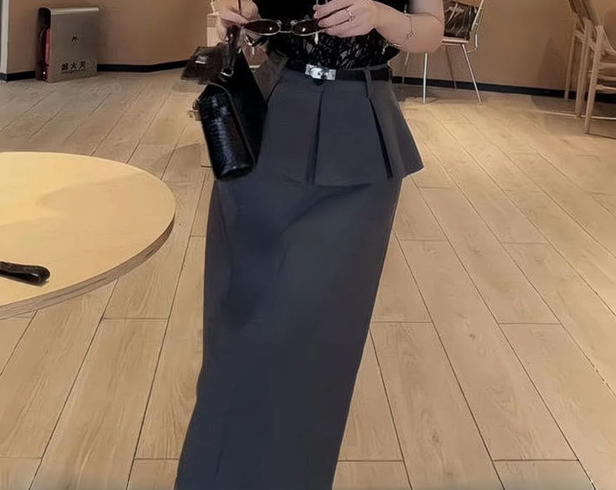 Продается юбка серого цвета