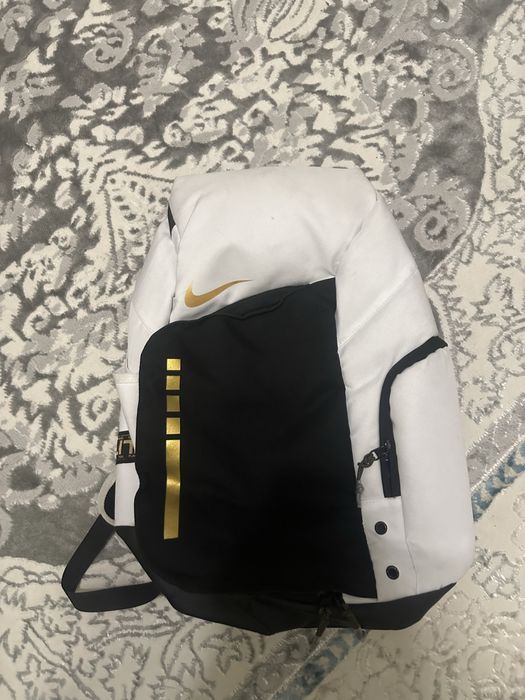 nike elite v2 white/gold/black.