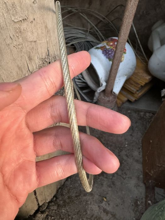 Тросc стальной, диаметр 4.5-5 мм