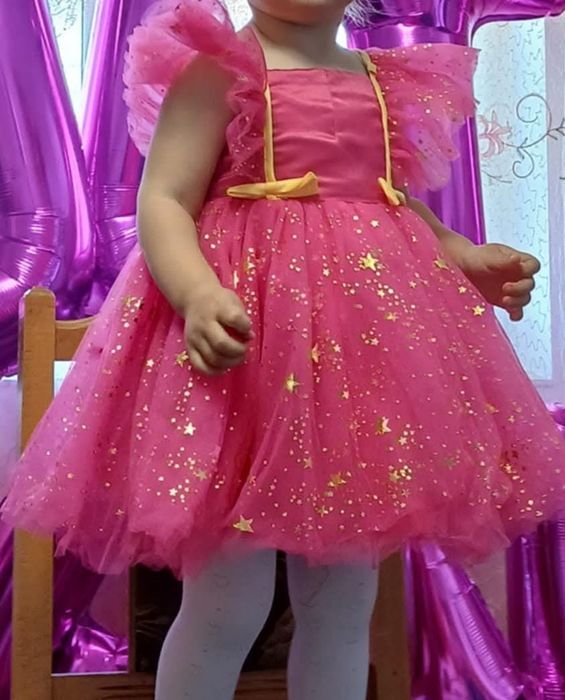 Vand rochie pentru 2 ani