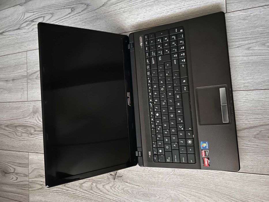 Vans laptop Asus