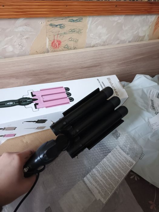 Тройная плойка для волос