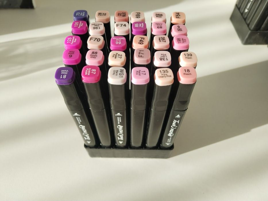 Продам маркеры б/у по цветам