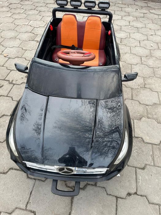 Продаю детские машинки