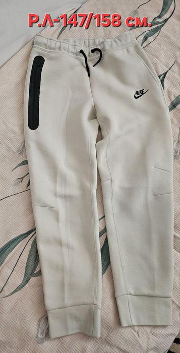 Nike Tech fleece  детско долнище