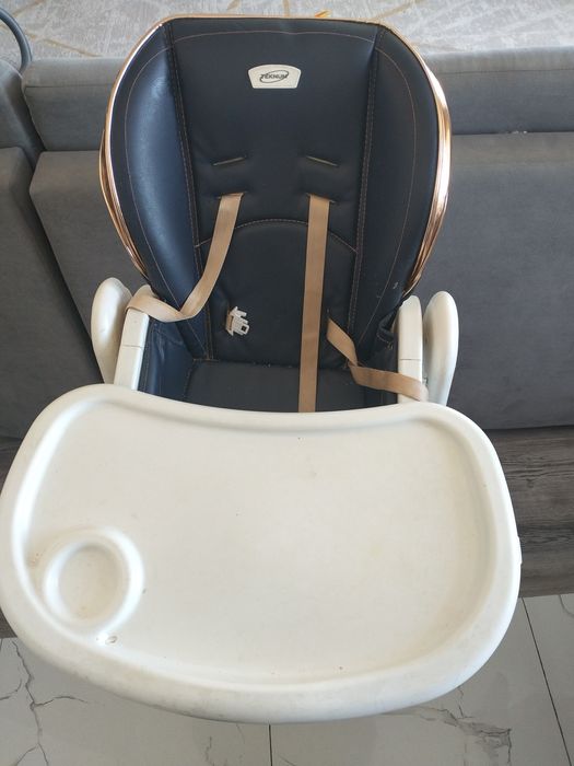 Столик для малыша