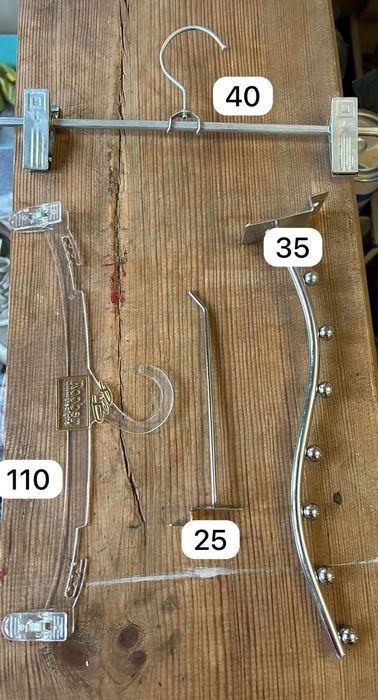 Продам вешалки 20000