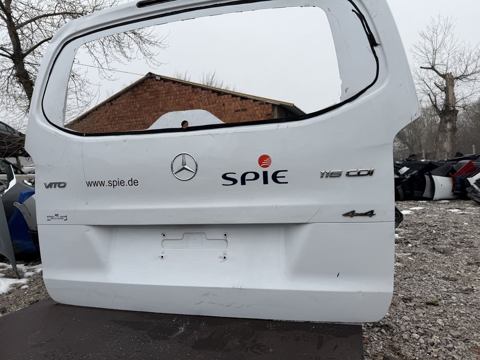 Капак Mercedes Vito/V Class W447