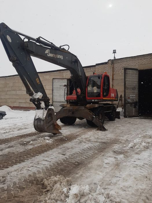 Продам колёсный экскаватор Jonyang JYL 210 E
