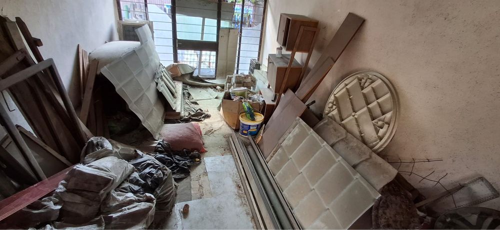 Debarasam evacuam apartamente  case vechii suptoluri toata tara  gunoi