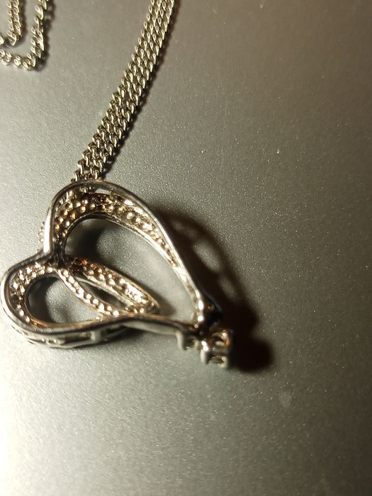 Чисто нов дамски стилен сребърен синджир с висулка сърце