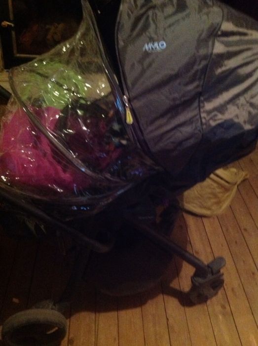 Бебешка количка Mylo-mamas & papas !Зимен , летен кош и аксеаоар