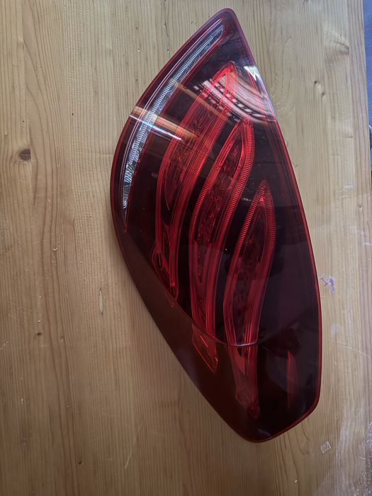 Фарове и стопове за S-класа W222