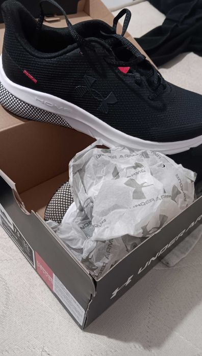 Vand adidasi under armour UA HOVR Turbulence 2 R