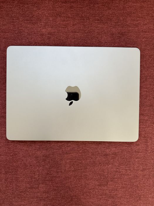 Apple macbook m2, 8GB, 512, 13 дюймов, silver