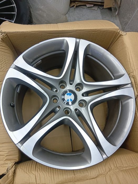 Продам диски на авто