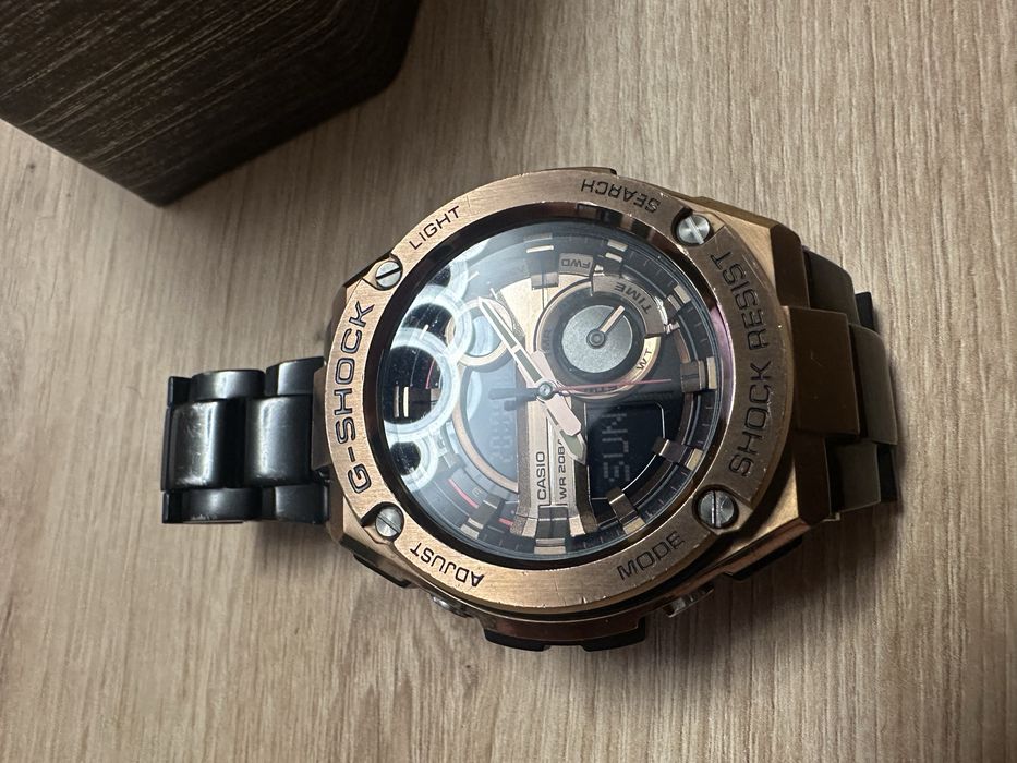 Casio G-Shock gst-210b