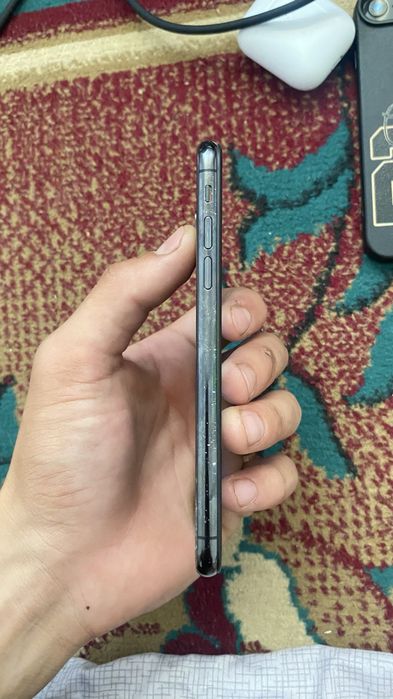 iPhone X 64гегабайт