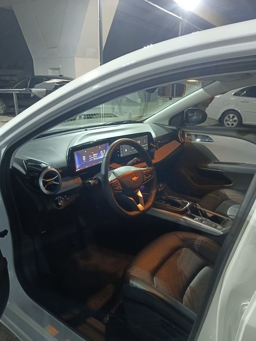 Monza 1.5 atmosferni 2023 yil  Oq rang