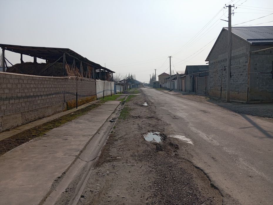 Mamut UY yer sotiladi